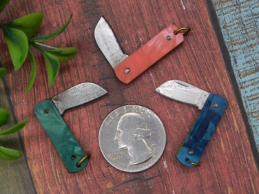 MINIATURE FOLDING POCKET KNIVES VINTAGE ANTIQUE