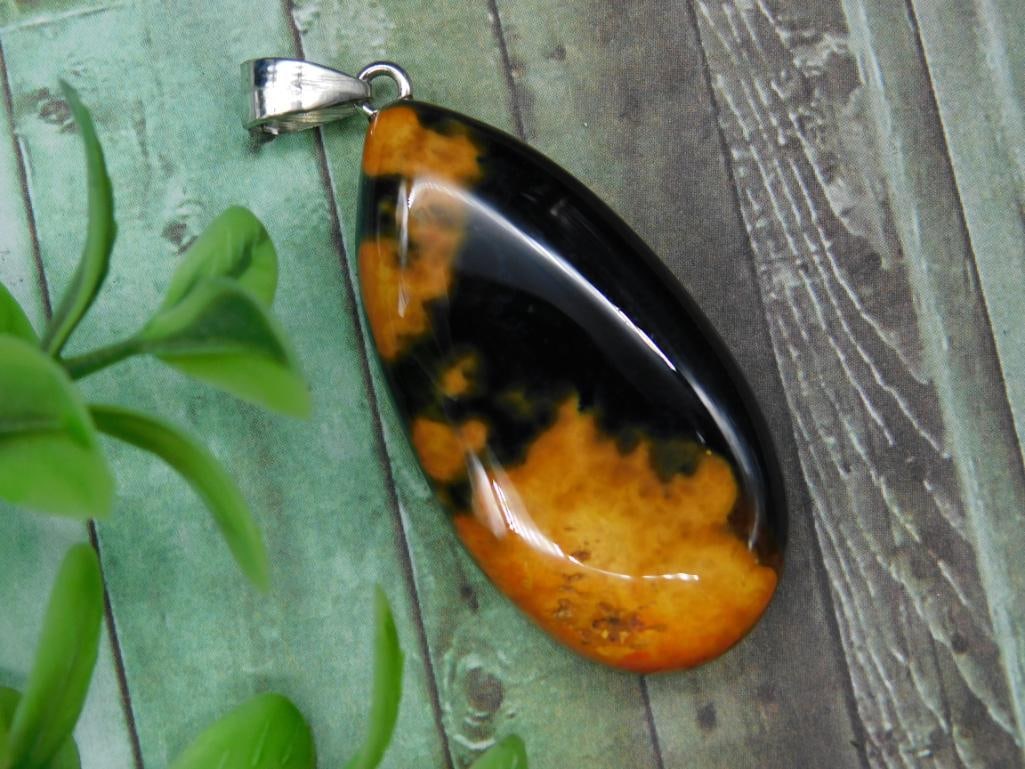 Teardrop-Shaped ECLIPSE AGATE Pendant With Silver Bail: Teardrop-Shaped ECLIPSE AGATE Pendant With Silver Bail