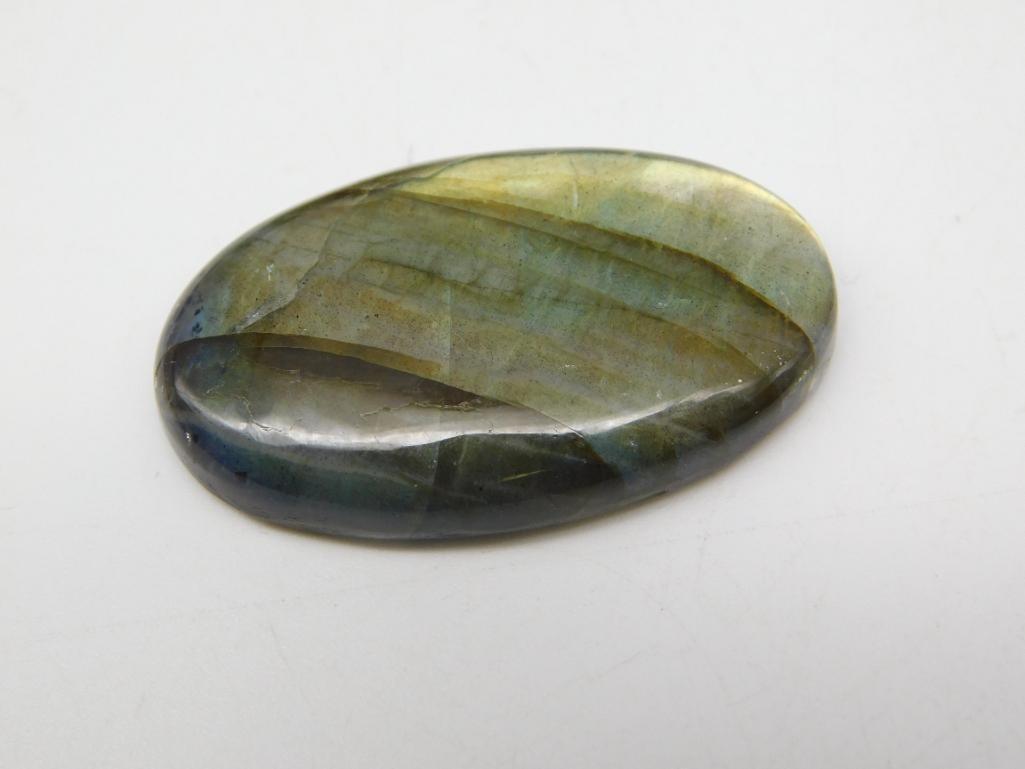 LABRADORITE CABOCHON ROCK STONE LAPIDARY SPECIMEN: LABRADORITE CABOCHON ROCK STONE LAPIDARY SPECIMEN