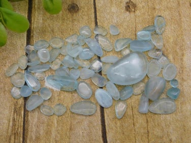 AQUAMARINE ROCK STONE LAPIDARY SPECIMEN