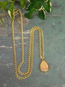 DRUZY QUARTZ PENDANT ON CHAIN NECKLACE ROCK STONE LAPIDARY SPECIMEN