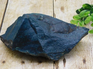 BLOODSTONE ROCK STONE LAPIDARY SPECIMEN