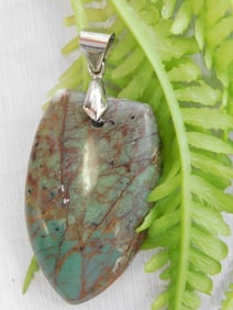 MIXED STONE PENDANT ROCK STONE LAPIDARY SPECIMEN