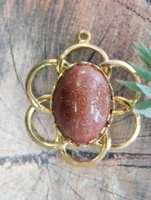 GOLDSTONE FLOWER PENDANT ROCK STONE LAPIDARY SPECIMEN