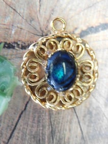 ABALONE PENDANT ROCK STONE LAPIDARY SPECIMEN