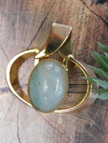 AVENTURINE PENDANT ROCK STONE LAPIDARY SPECIMEN