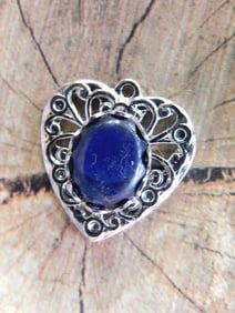 ABALONE HEART PENDANT ROCK STONE LAPIDARY SPECIMEN