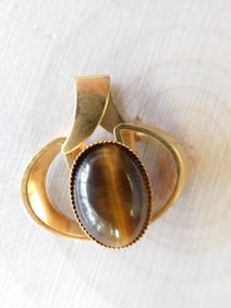 CATS EYE PENDANT ROCK STONE LAPIDARY SPECIMEN