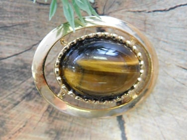TIGERS EYE PENDANT ROCK STONE LAPIDARY SPECIMEN