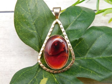 ABALONE PENDANT ROCK STONE LAPIDARY SPECIMEN