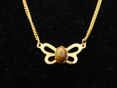 TIGERS EYE BUTTERFLY PENDANT NECKLACE ROCK STONE LAPIDARY SPECIMEN