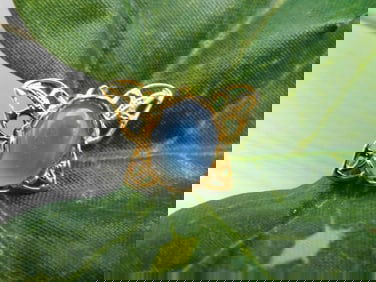 GENUINE STONE BUTTERFLY PENDANT ROCK STONE LAPIDARY SPECIMEN