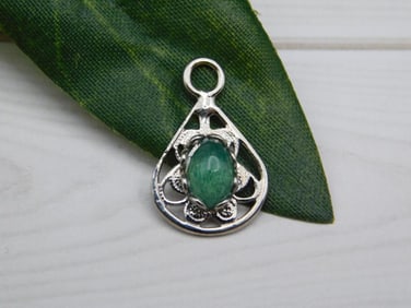 GENUINE STONE PENDANT ROCK STONE LAPIDARY SPECIMEN