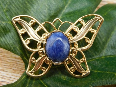 SODALITE BUTTERFLY PENDANT ROCK STONE LAPIDARY SPECIMEN