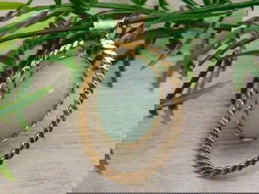 AVENTURINE PENDANT ROCK STONE LAPIDARY SPECIMEN