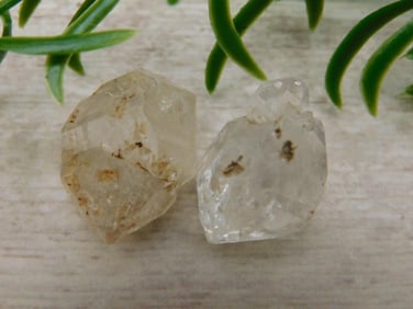 HERKIMER DIAMONDS ROCK STONE LAPIDARY SPECIMEN