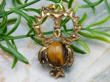 TIGERS EYE OWL PENDANT ROCK STONE LAPIDARY SPECIMEN