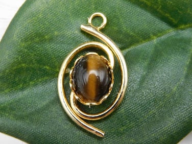 TIGER EYE PENDANT ROCK STONE LAPIDARY SPECIMEN
