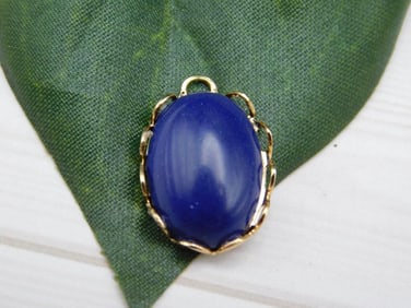 GENUINE STONE PENDANT ROCK STONE LAPIDARY SPECIMEN