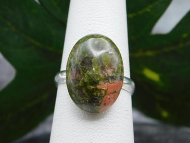 UNAKITE RING ROCK STONE LAPIDARY SPECIMEN