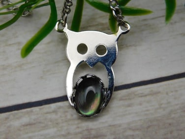 ABALONE OWL PENDANT NECKLACE ROCK STONE LAPIDARY SPECIMEN