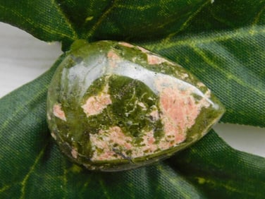 UNAKITE CABOCHON ROCK STONE LAPIDARY SPECIMEN