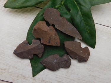 HAND KNAPPED ARTIFACT TOOLS ROCK STONE LAPIDARY SPECIMEN