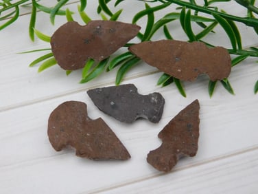 HAND KNAPPED ARTIFACT TOOLS ROCK STONE LAPIDARY SPECIMEN