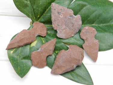 HAND KNAPPED ARTIFACT TOOLS ROCK STONE LAPIDARY SPECIMEN