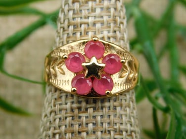 GENUINE STONE RING SIZE 6