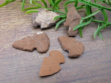 HAND KNAPPED ARTIFACT TOOLS ROCK STONE LAPIDARY SPECIMEN