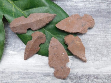 HAND KNAPPED ARTIFACT TOOLS ROCK STONE LAPIDARY SPECIMEN