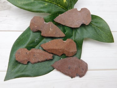 HAND KNAPPED ARTIFACT TOOLS ROCK STONE LAPIDARY SPECIMEN