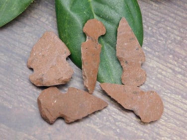 HAND KNAPPED ARTIFACT TOOLS ROCK STONE LAPIDARY SPECIMEN