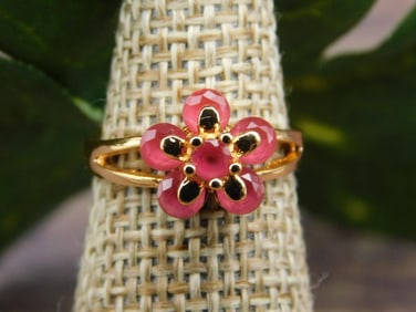 GENUINE STONE RING SIZE 4