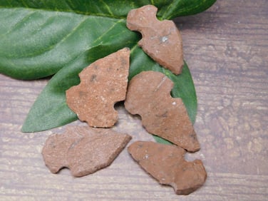 HAND KNAPPED ARTIFACT TOOLS ROCK STONE LAPIDARY SPECIMEN