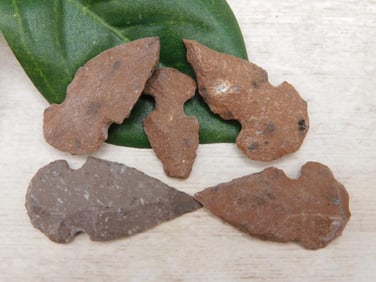 HAND KNAPPED ARTIFACT TOOLS ROCK STONE LAPIDARY SPECIMEN