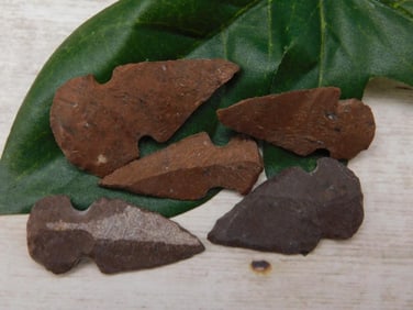 HAND KNAPPED ARTIFACT TOOLS ROCK STONE LAPIDARY SPECIMEN