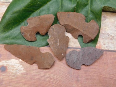 HAND KNAPPED ARTIFACT TOOLS ROCK STONE LAPIDARY SPECIMEN