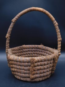 HANDMADE PINE NEEDLE BASKET VINTAGE ANTIQUE