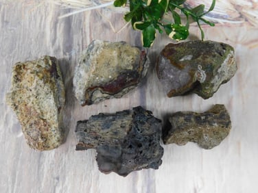 MIXED ROUGH LOT ROCK STONE LAPIDARY SPECIMEN