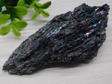 CARBORUNDUM ROCK STONE LAPIDARY SPECIMEN