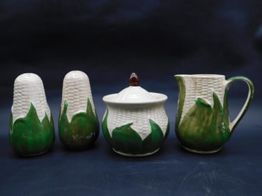 WHITE AND GREEN CORN KING POTTERY DISHWARE VINTAGE ANTIQUE