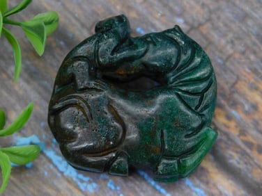 CARVED JADE ROCK STONE LAPIDARY SPECIMEN