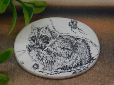 SCRIMSHAW CABOCHON ROCK STONE LAPIDARY SPECIMEN