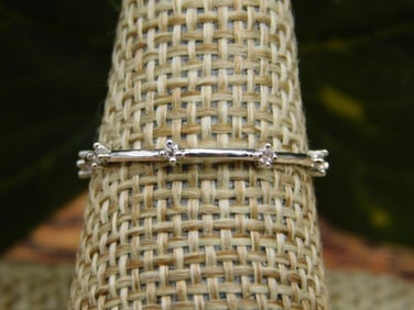 GENUINE STONE RING SIZE 8