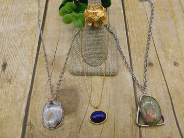 MIXED JEWELRY LOT ROCK STONE LAPIDARY SPECIMEN