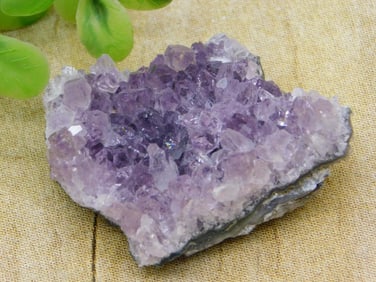 AMETHYST ROCK STONE LAPIDARY SPECIMEN