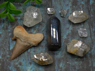 MIXED LOT ROCK STONE LAPIDARY SPECIMEN