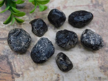 APACHE TEARS ROCK STONE LAPIDARY SPECIMEN